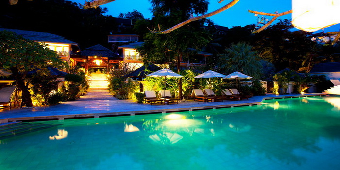  ࡨͧѡẺ Sunset Jacuzzi Room 3 ѹ 2׹  Ѻ 2 ҹ ӹǹ 1 ҧ Ť 16,400 ҷ ҡ The Sunset Beach Resort & Spa,Taling Ngam
 
 Էҡ͡ ͧҧѧա· ѡԴ ⪤Ҥس ԡ http://tat5region.tourismthailand.org/
 